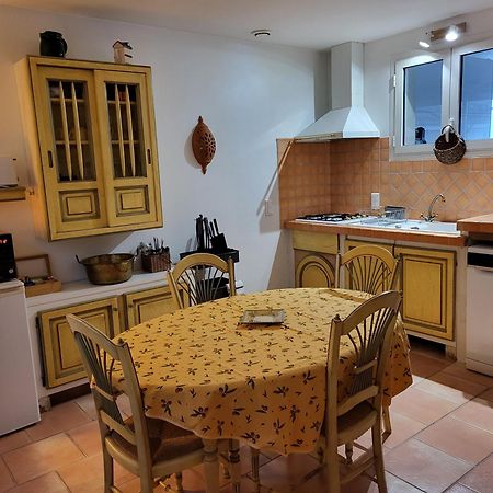 La Chouette De Camargue Apartment Aigues-Mortes Bagian luar foto