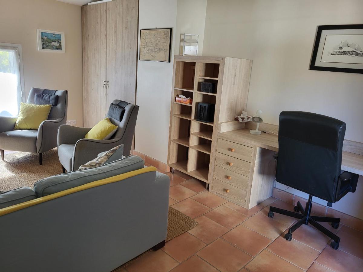 La Chouette De Camargue Apartment Aigues-Mortes Bagian luar foto